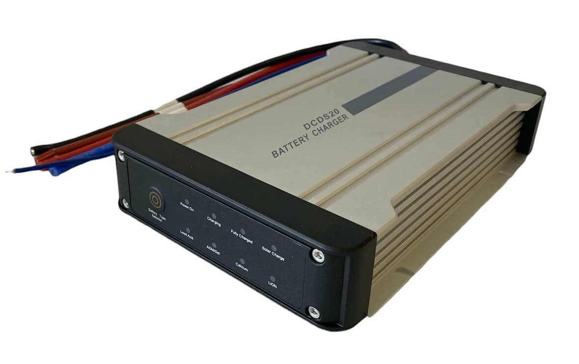 Swaytronic 2in1 Booster De Charge 20/20A - Contrôleur De Charge 1 Swaytronic 2in1 Booster De Charge 20/20A - Contrôleur De Charge